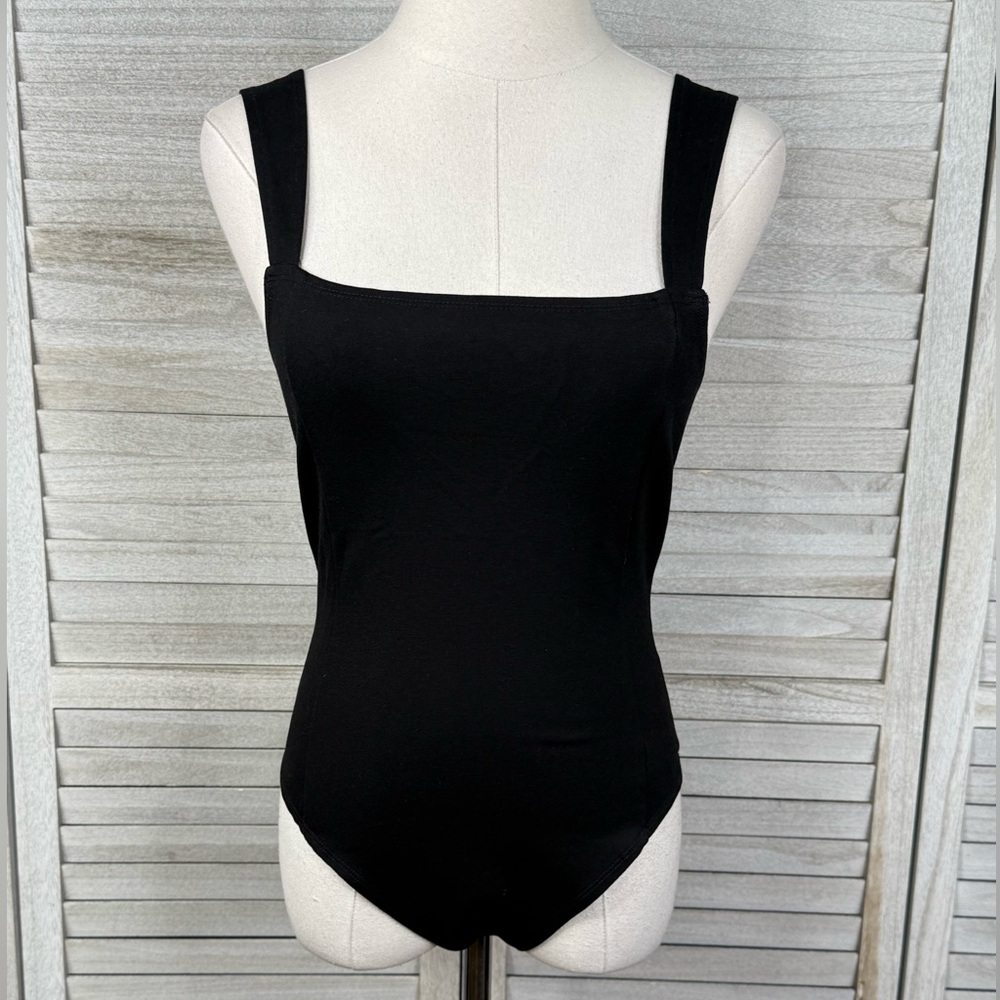 AMUSE SOCIETY Black Square Neck Sleeveless Bodysuit-Medium